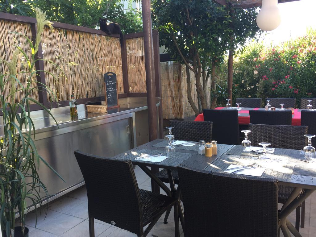 Fasthotel Nimes Caissargues Exterior foto