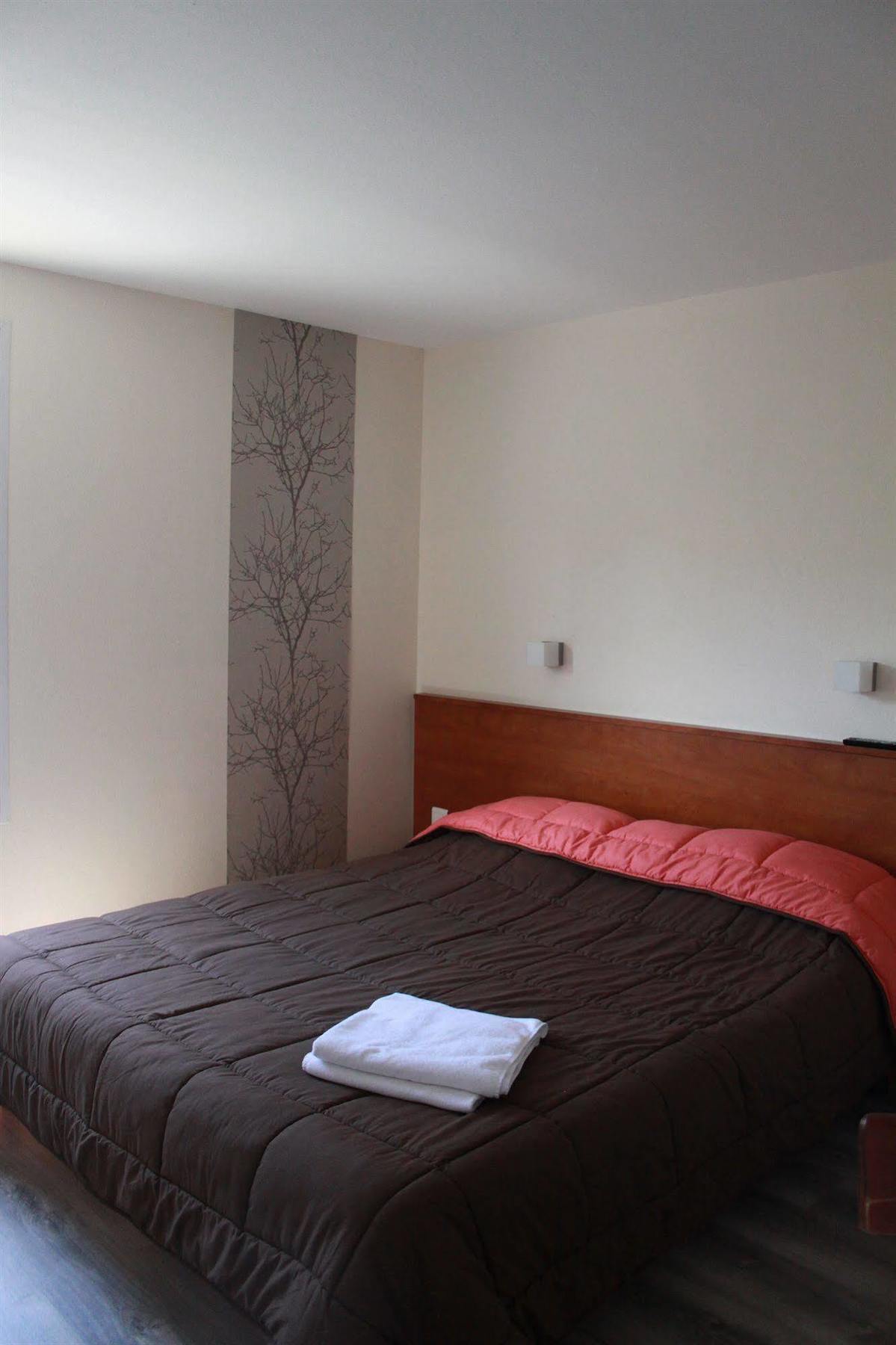 Fasthotel Nimes Caissargues Exterior foto